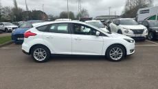 Ford Focus 1.0 EcoBoost 125 Zetec 5dr Auto Petrol Hatchback